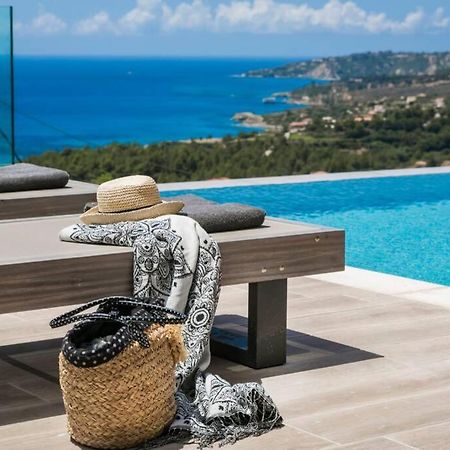 Color Villas-New Villa Green At Trapezaki With Private Pool Mousata Екстер'єр фото